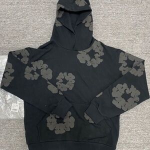 denim tear hoodie great condition